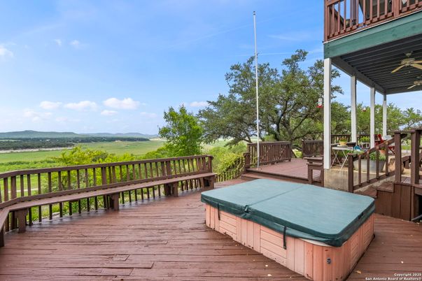 Exterior, Hot Tub
