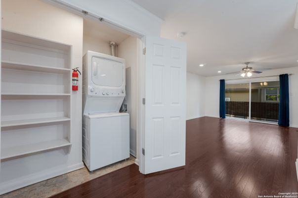 Interior, Recessed Lighting, Utility Closets, Washer, Wood Texture Flooring