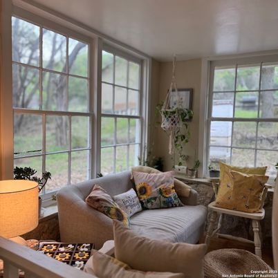 Interior, Living room, Pendant Lights
