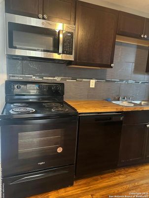 Interior, Kitchen, Stainless Steel Appliances, Wood Texture Flooring