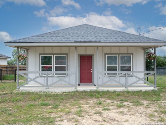 Exterior, Facade, None