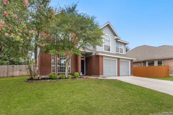 Attached, Exterior, Facade, Brick Facade, Ranch