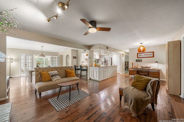 Dining room, Interior, Kitchen, Living room, Pendant Lights, Wood Texture Flooring