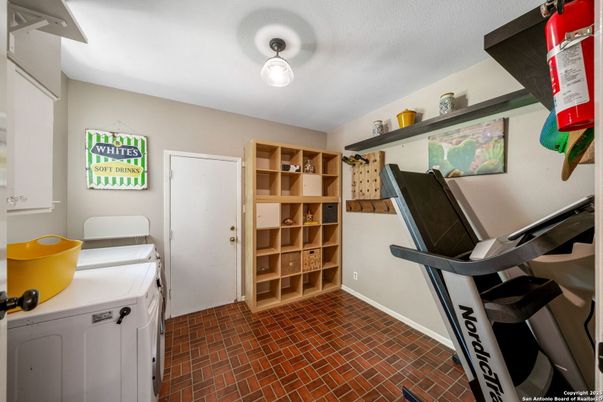 Interior, Washer