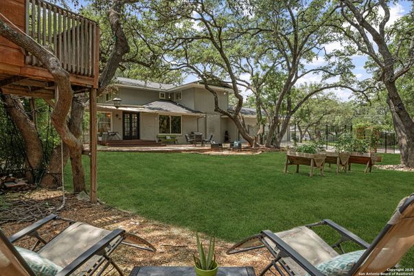 Backyard, Exterior