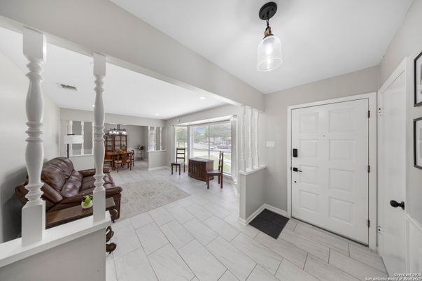Dining room, Interior, Recessed Lighting