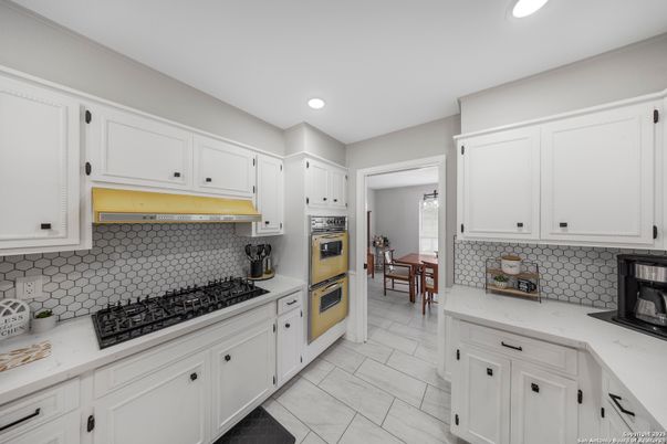 Dining room, Interior, Kitchen, Recessed Lighting