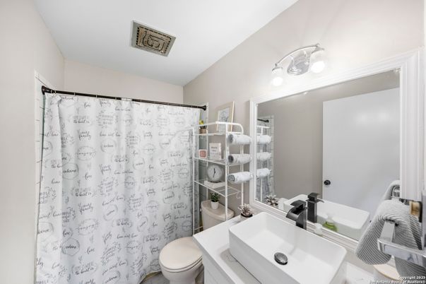 Bathroom, Interior