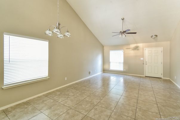 Chandelier, Empty room, Interior, Pendant Lights