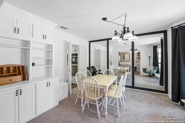 Chandelier, Dining room, Interior