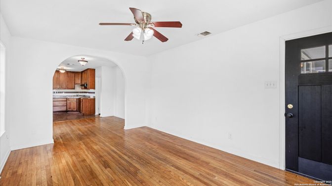Empty room, Interior, Kitchen, Wood Texture Flooring