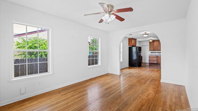 Empty room, Interior, Kitchen, Wood Texture Flooring