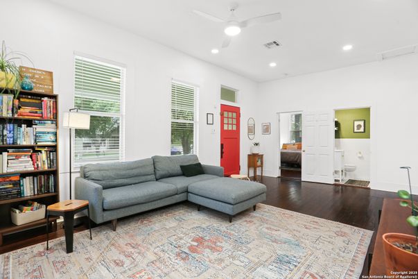 Interior, Living room, Recessed Lighting, Wood Texture Flooring