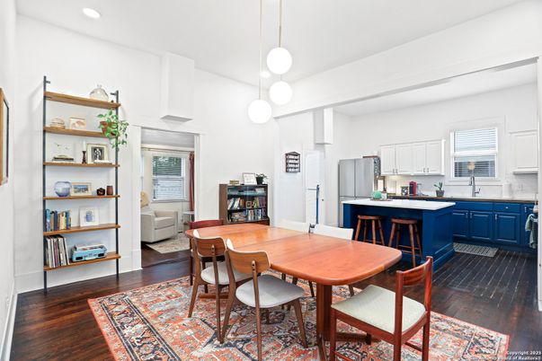 Dining room, Interior, Kitchen, Pendant Lights, Recessed Lighting, Wood Texture Flooring