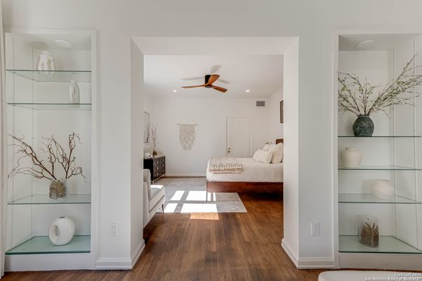 Bedroom, Interior, Recessed Lighting, Wood Texture Flooring