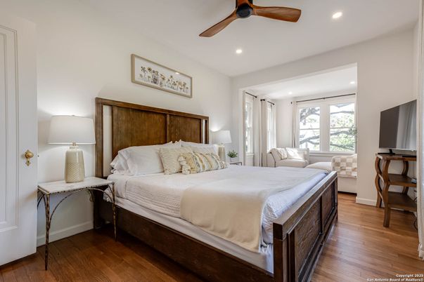 Bedroom, Interior, Recessed Lighting, Wood Texture Flooring