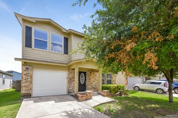 Attached, Exterior, Facade, Brick Facade, American Craftsman