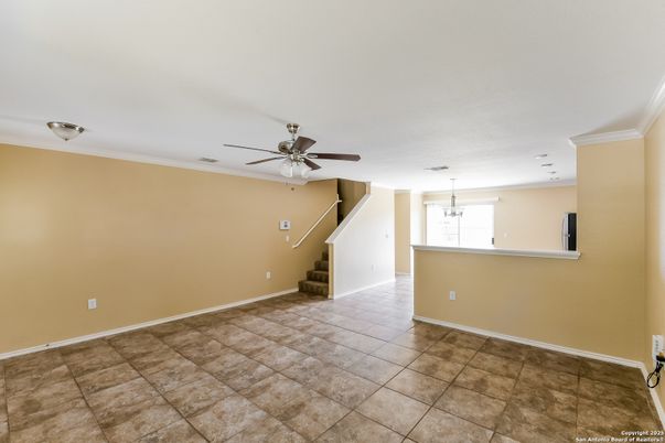 Empty room, Interior, Recessed Lighting