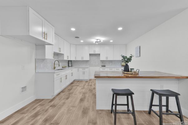 Interior, Kitchen, Recessed Lighting, Wood Texture Flooring