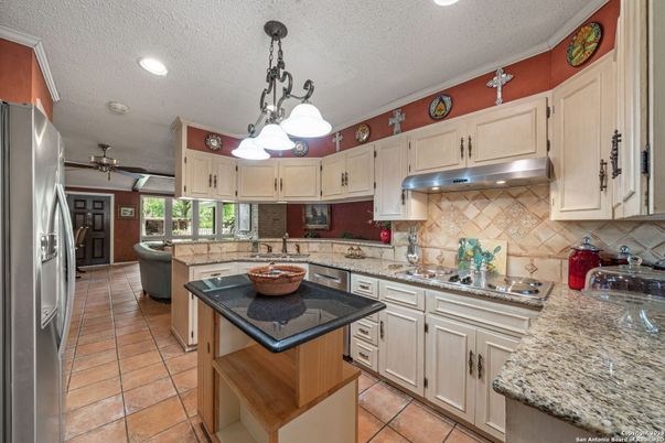 Chandelier, Interior, Kitchen, Recessed Lighting