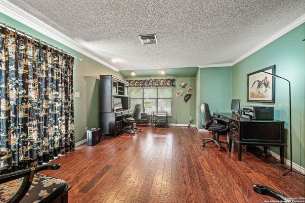Home Office, Interior, Recessed Lighting, Wood Texture Flooring
