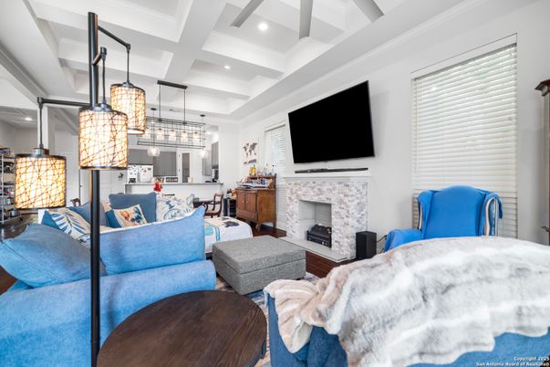 Fireplace, Interior, Living room, Pendant Lights, Recessed Lighting