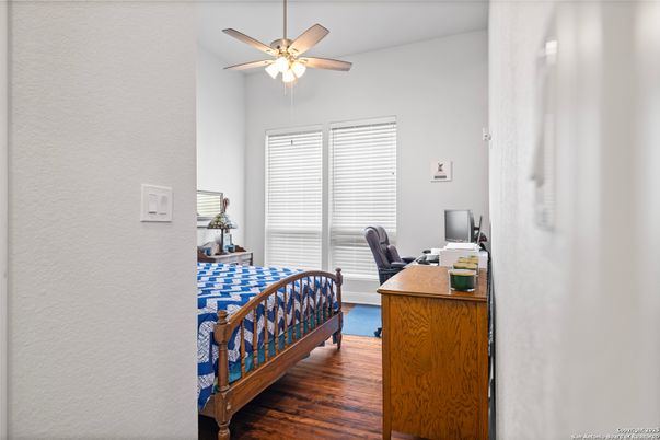 Bedroom, Home Office, Interior, Wood Texture Flooring
