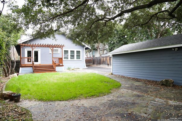 Backyard, Exterior