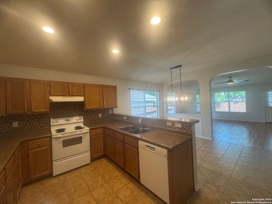 Interior, Kitchen, Pendant Lights, Recessed Lighting