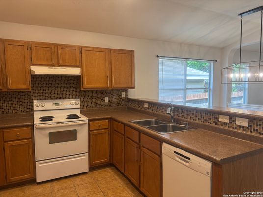 Interior, Kitchen, Pendant Lights