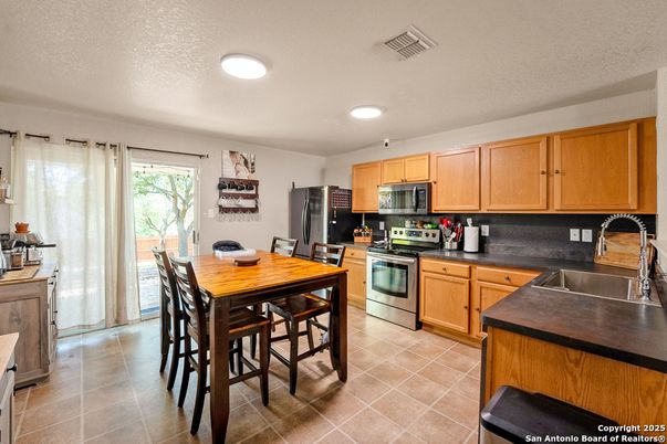 Dining room, Interior, Kitchen, Recessed Lighting, Stainless Steel Appliances