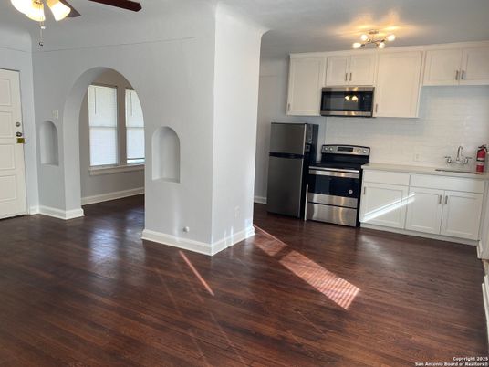 Interior, Kitchen, Stainless Steel Appliances, Wood Texture Flooring