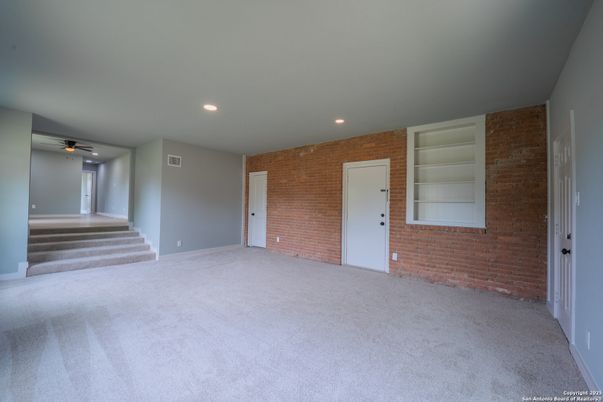 Empty room, Interior, Recessed Lighting, Stone Walls