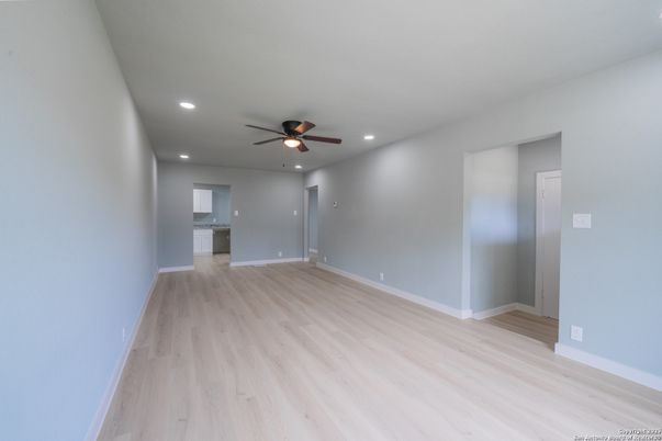 Empty room, Interior, Recessed Lighting, Wood Texture Flooring