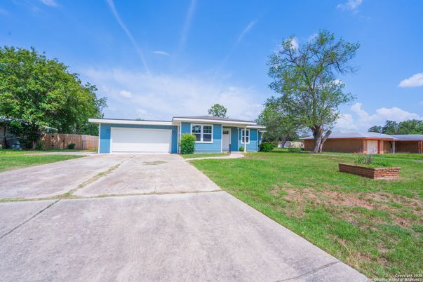 Attached, Backyard, Exterior, Facade, Ranch