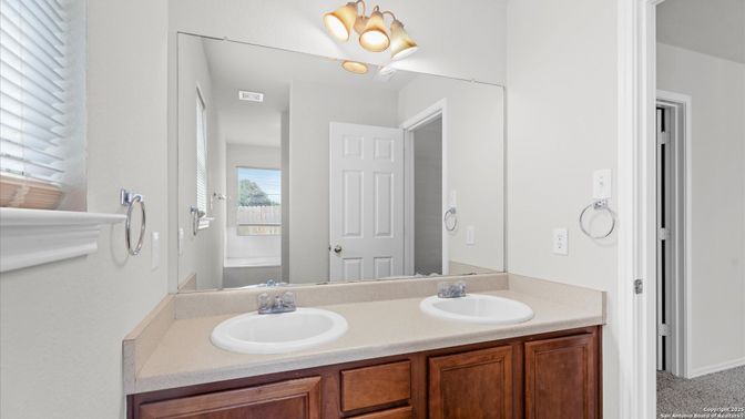 Bathroom, Dual Sink Vanities, Interior