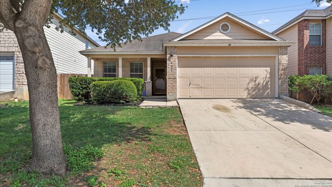 Attached, Exterior, Facade, Brick Facade, American Craftsman