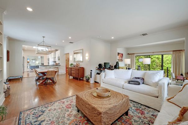 Dining room, Interior, Kitchen, Living room, Pendant Lights, Recessed Lighting, Wood Texture Flooring