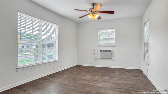 Empty room, Interior, Wood Texture Flooring