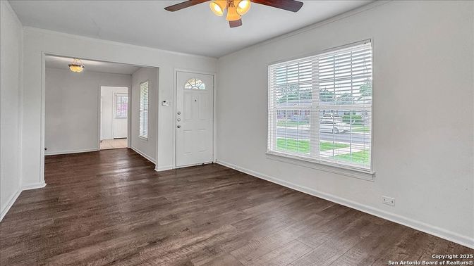 Empty room, Interior, Wood Texture Flooring