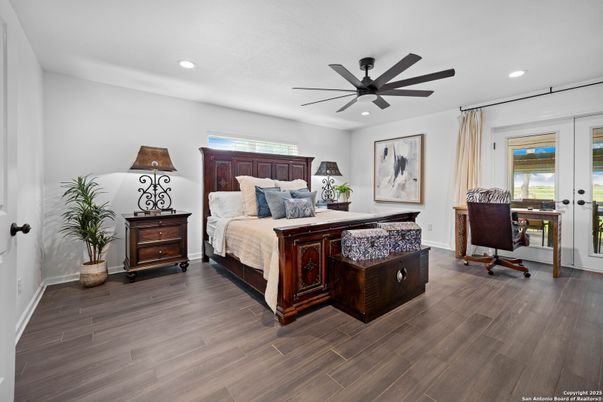 Bedroom, Home Office, Interior, Recessed Lighting, Wood Texture Flooring