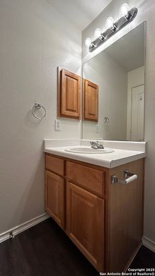 Bathroom, Dual Sink Vanities, Interior, Wood Texture Flooring
