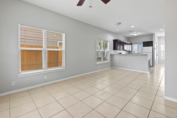Empty room, Interior, Kitchen, Recessed Lighting
