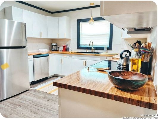 Interior, Kitchen, Pendant Lights, Stainless Steel Appliances, Wood Texture Flooring