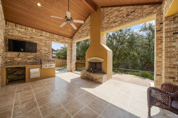 Exterior, Fireplace