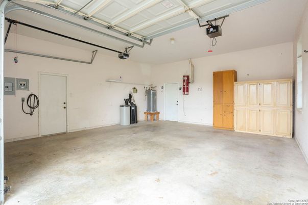 Garage, Interior