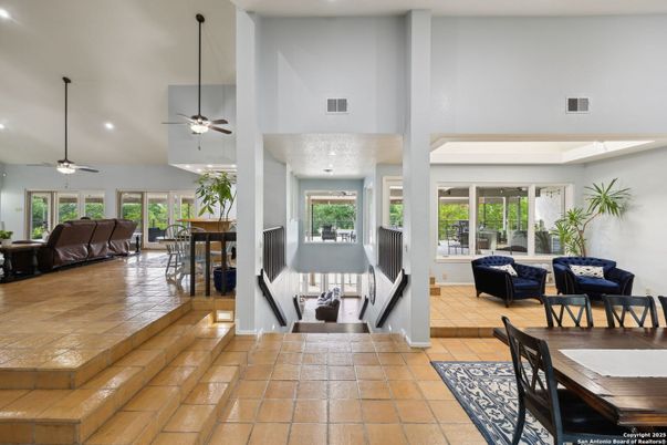 Dining room, Interior, Living room, Recessed Lighting