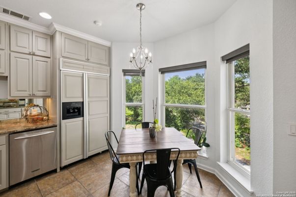 Chandelier, Dining room, Interior, Kitchen, Recessed Lighting