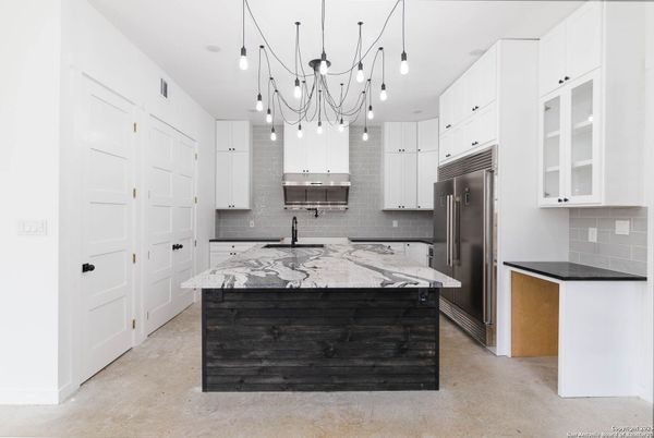 Interior, Kitchen, Pendant Lights, Stainless Steel Appliances
