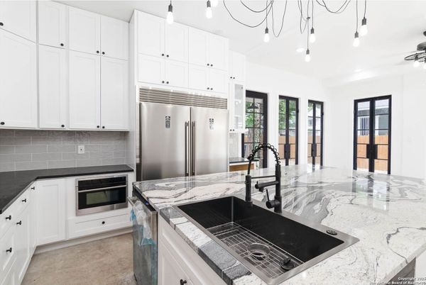 Interior, Kitchen, Pendant Lights, Stainless Steel Appliances